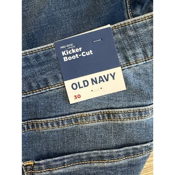 Old Navy Womens Plus Size 30 Mid-Rise Kicker Bootcut Denim Blue Jeans NWT! A6439 - Picture 4 of 8